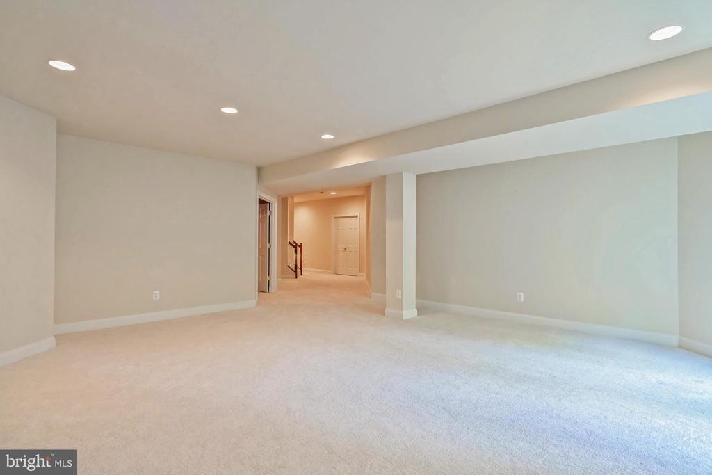 9155 Ogden Park Ct
