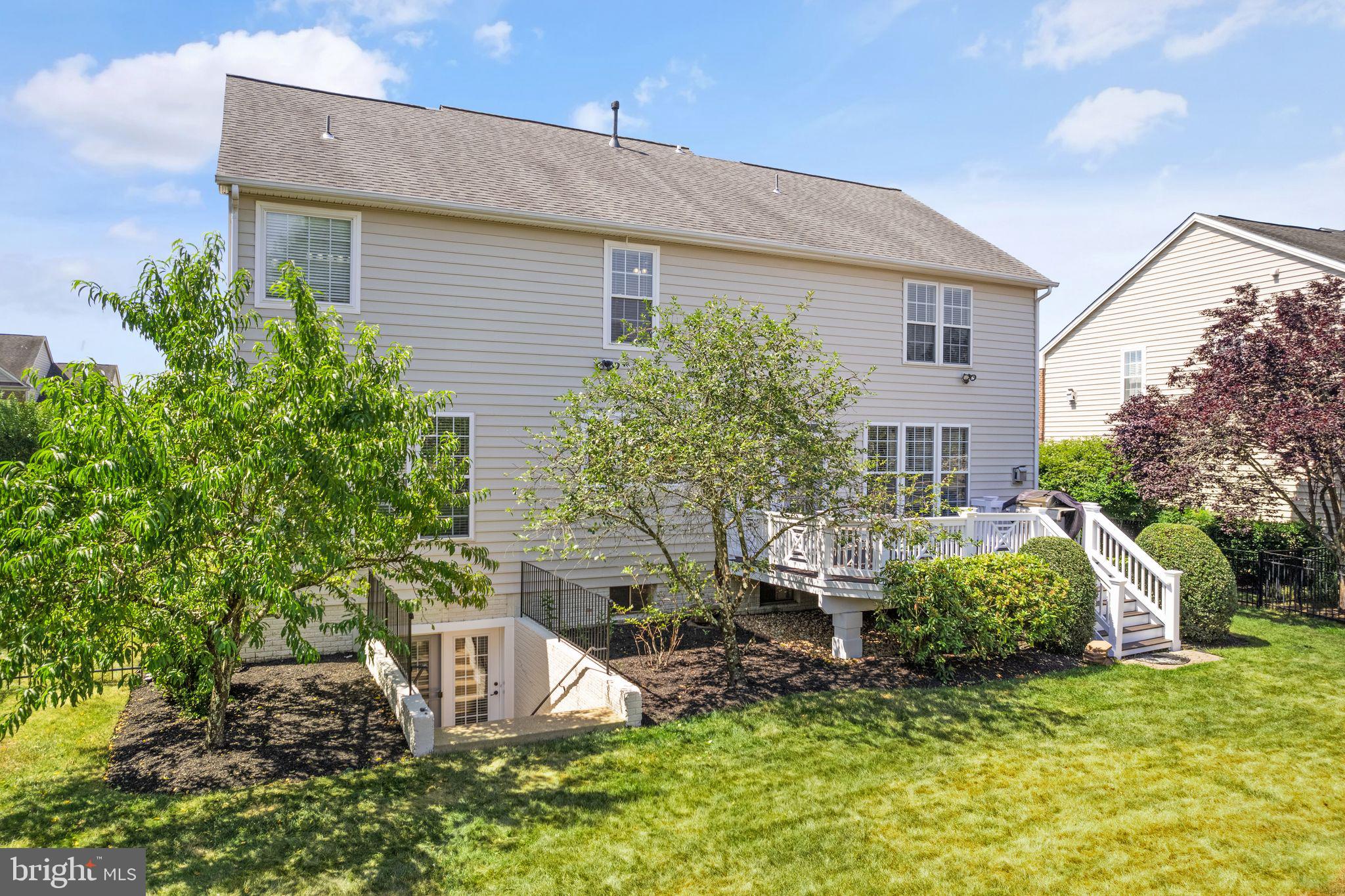 5778 Coachview Ct