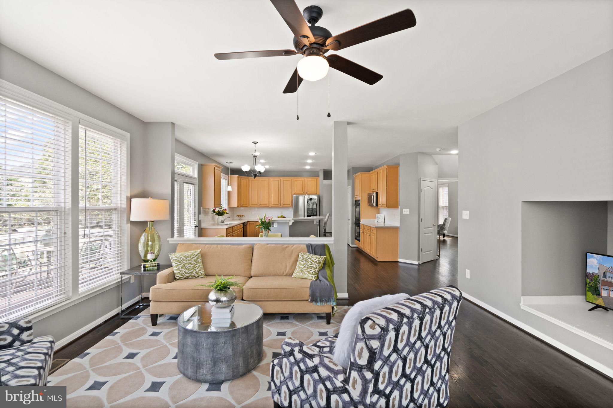 5778 Coachview Ct