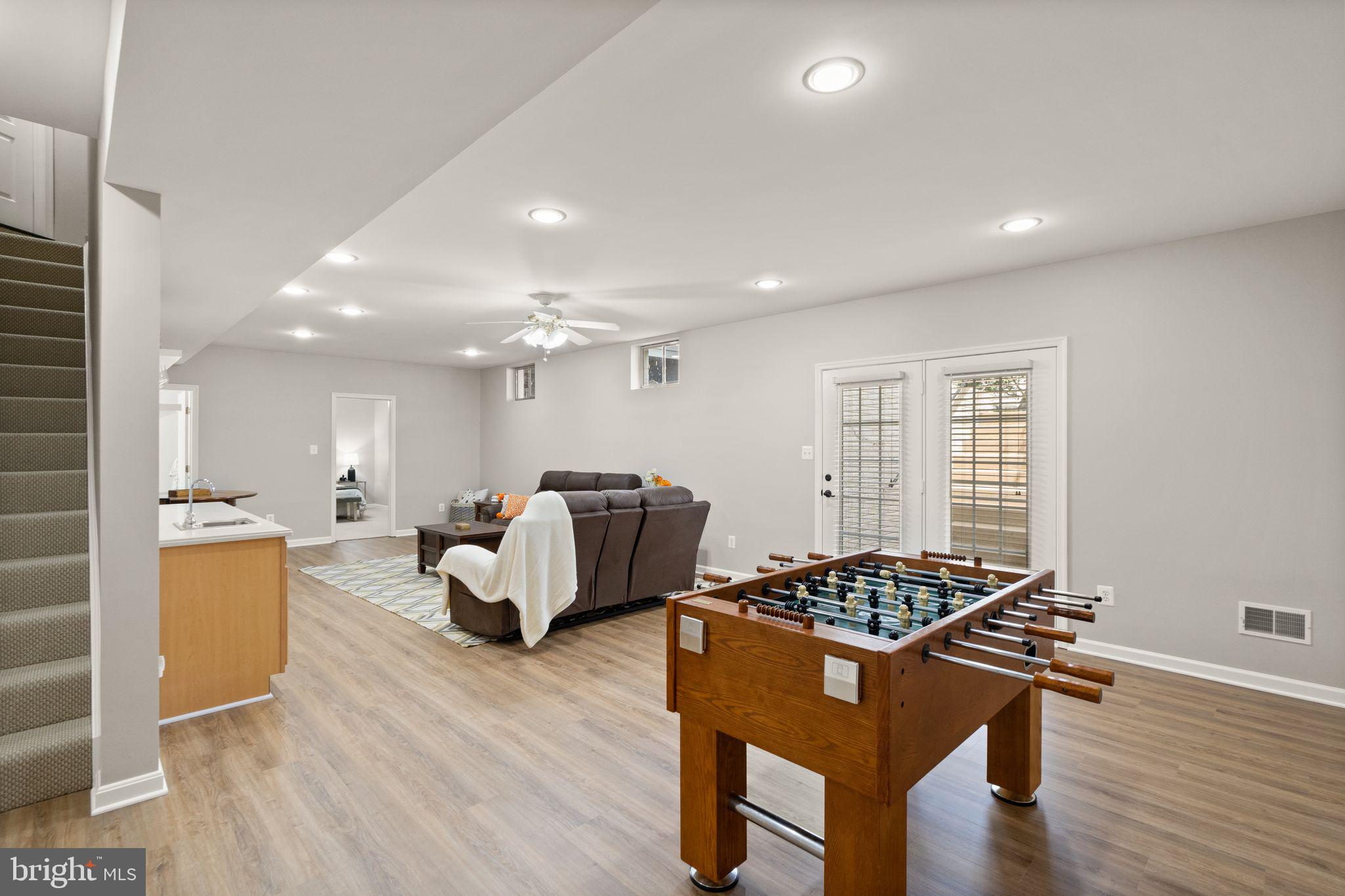 5778 Coachview Ct