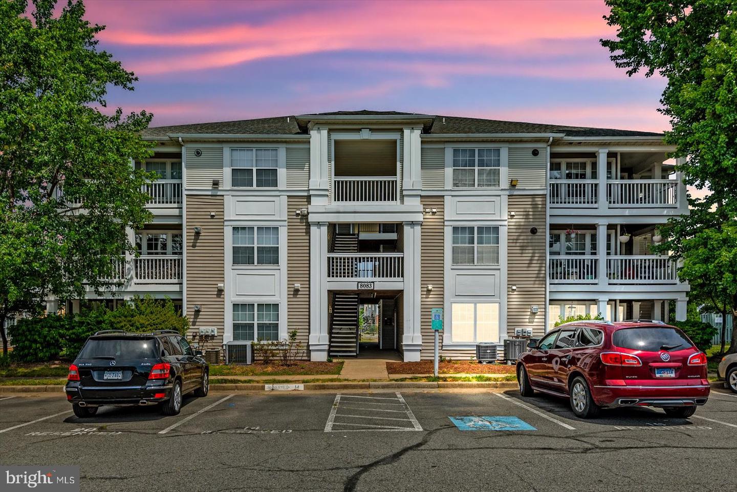 8083 Lacy Dr #104