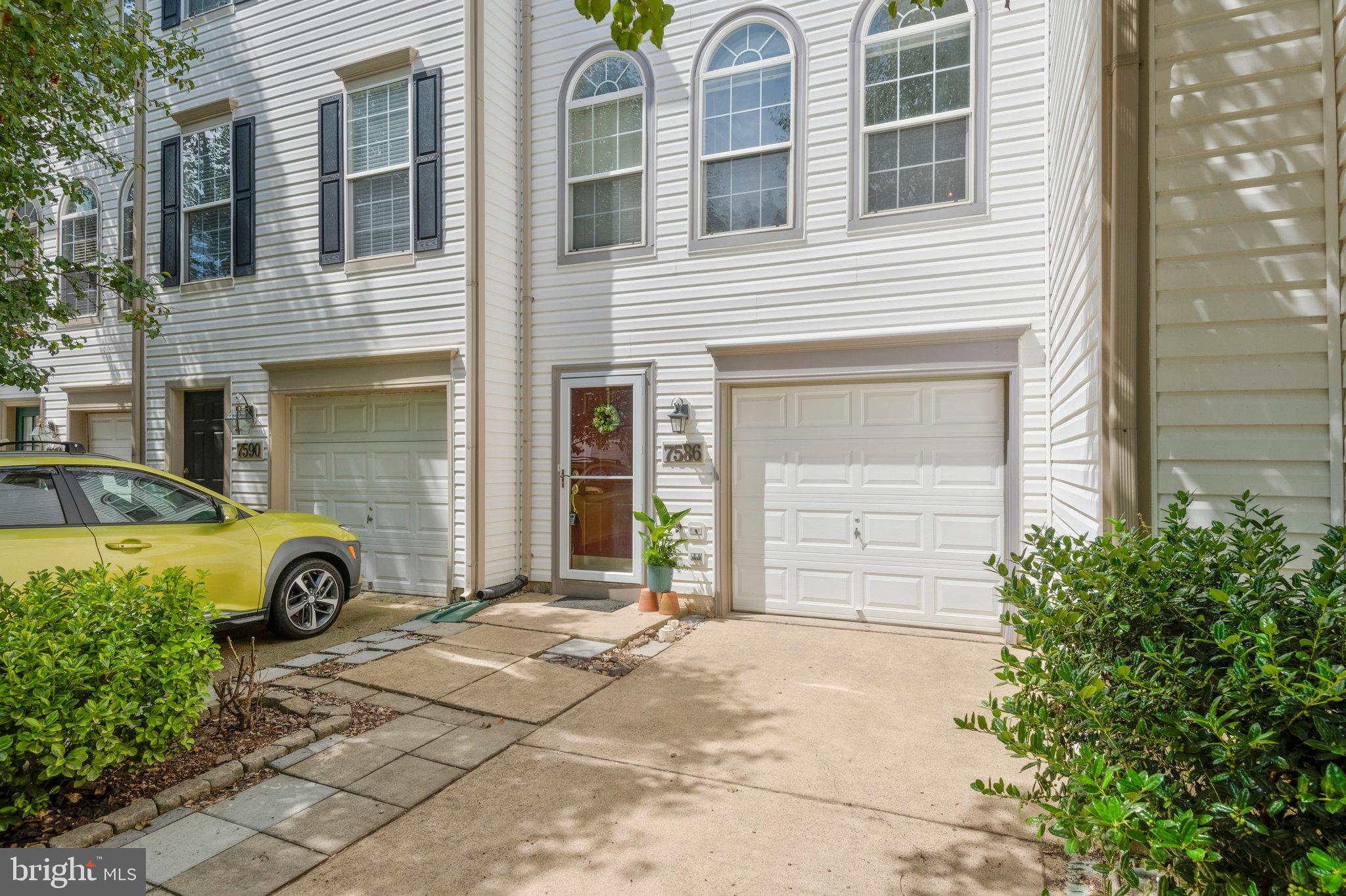 7586 Duneiden Ln