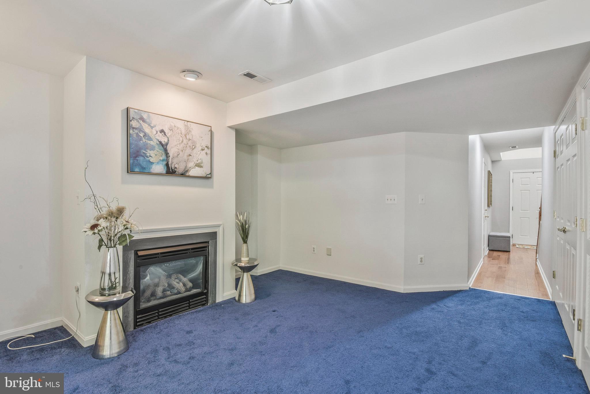 7586 Duneiden Ln