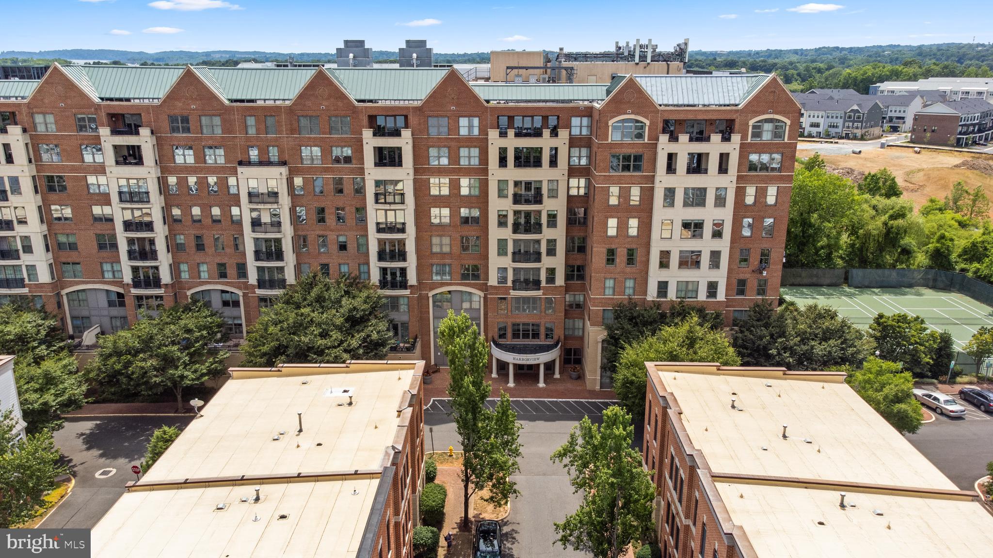485 Harbor Side St