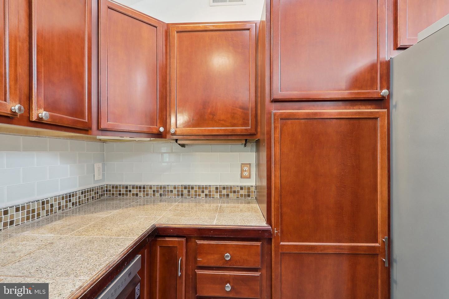 6114 Occoquan Forest Dr