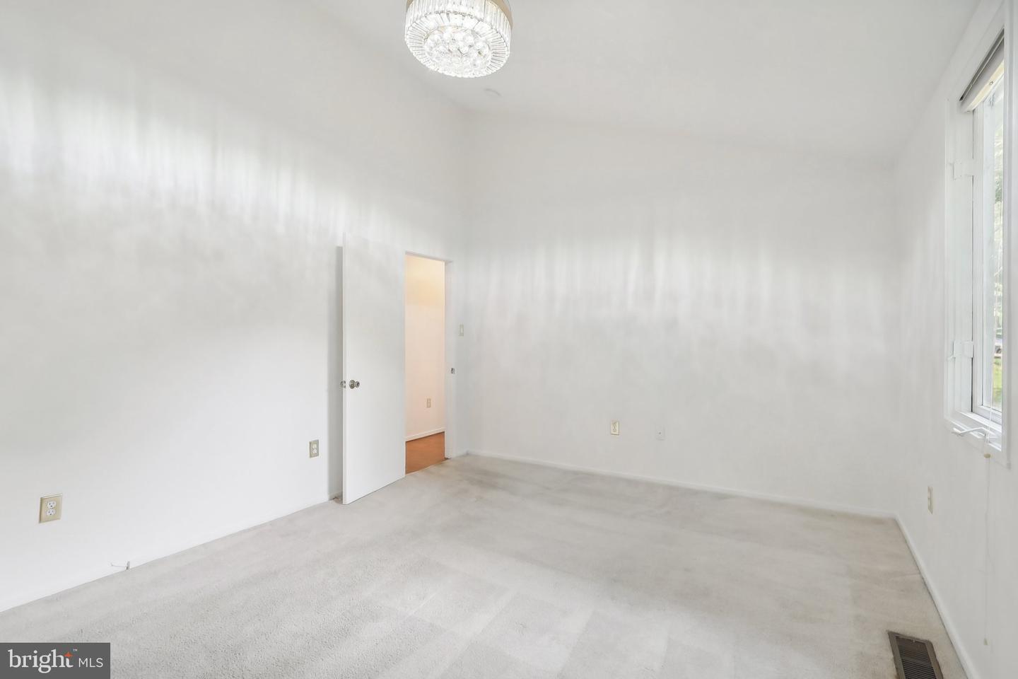 6114 Occoquan Forest Dr