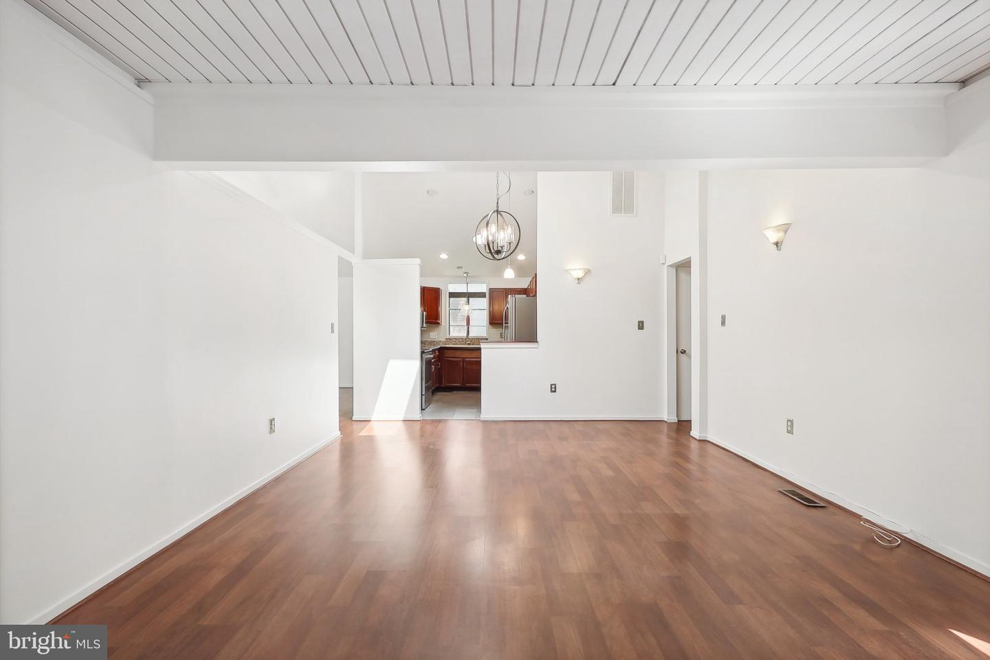 6114 Occoquan Forest Dr