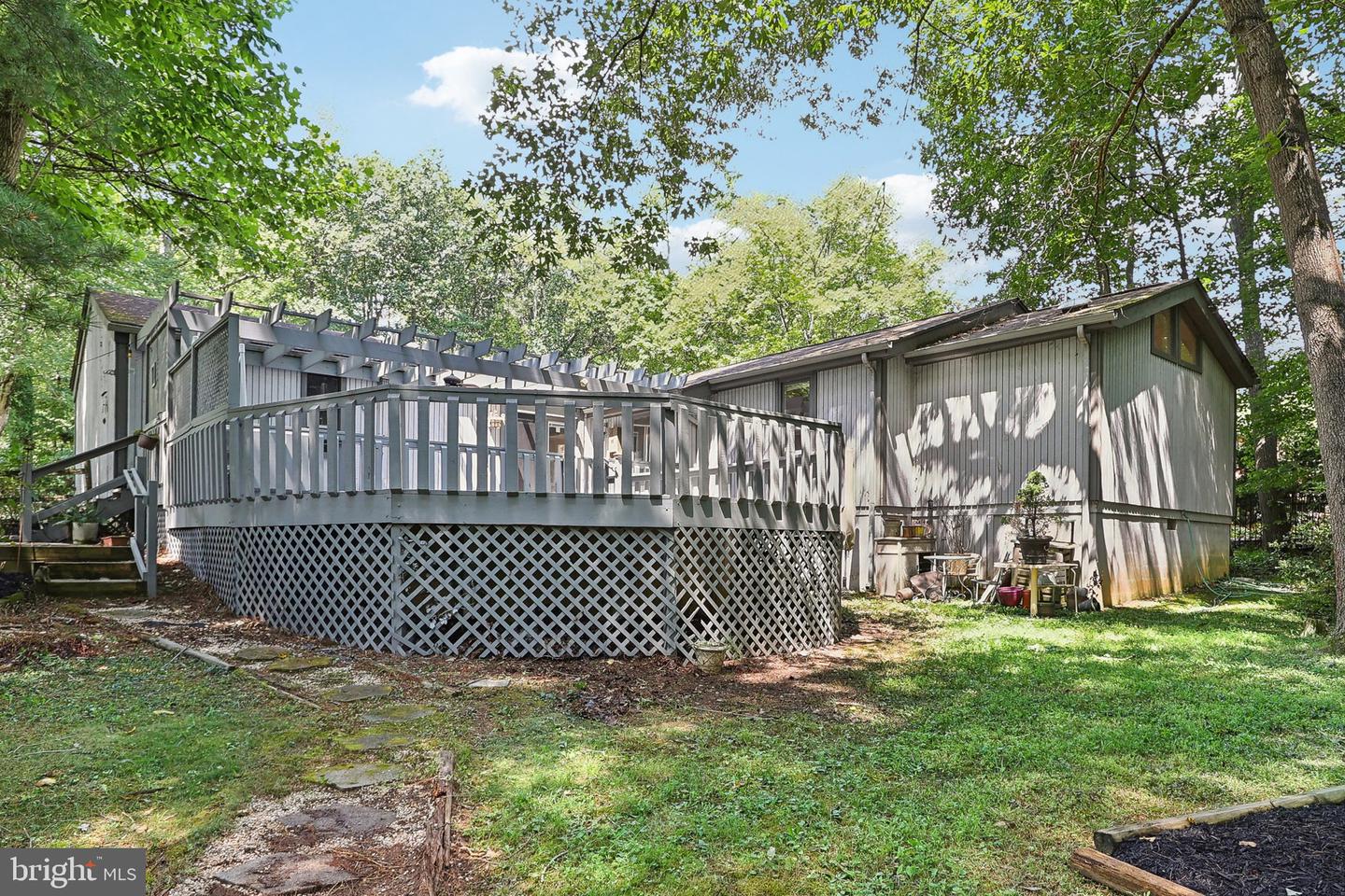6114 Occoquan Forest Dr