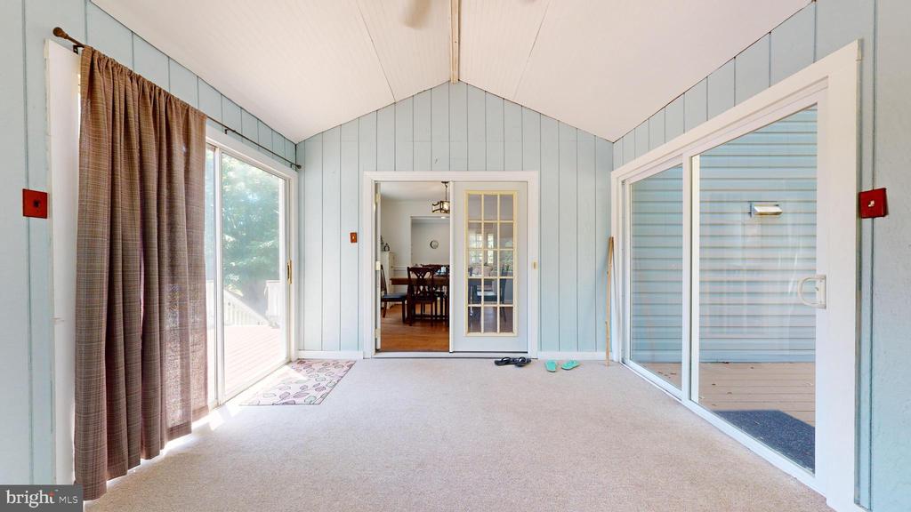 15026 Rolling Ridge Rd