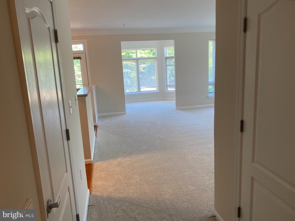 1641 LADUE CT #108