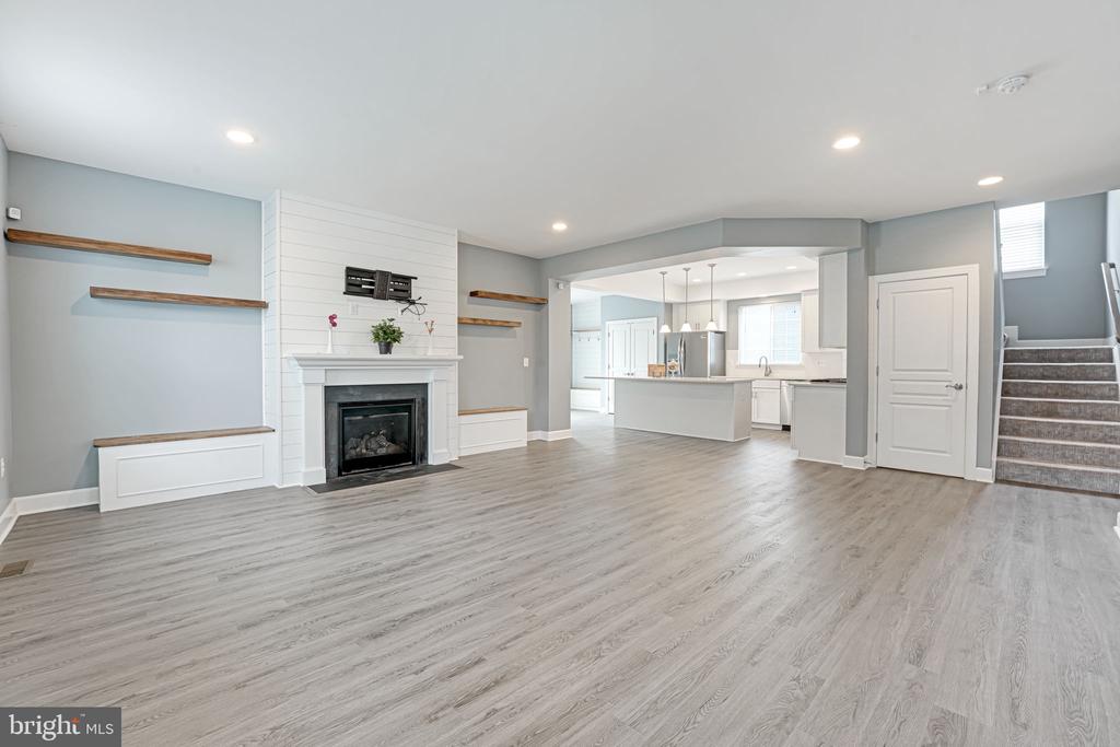 15279 Maribelle Pl