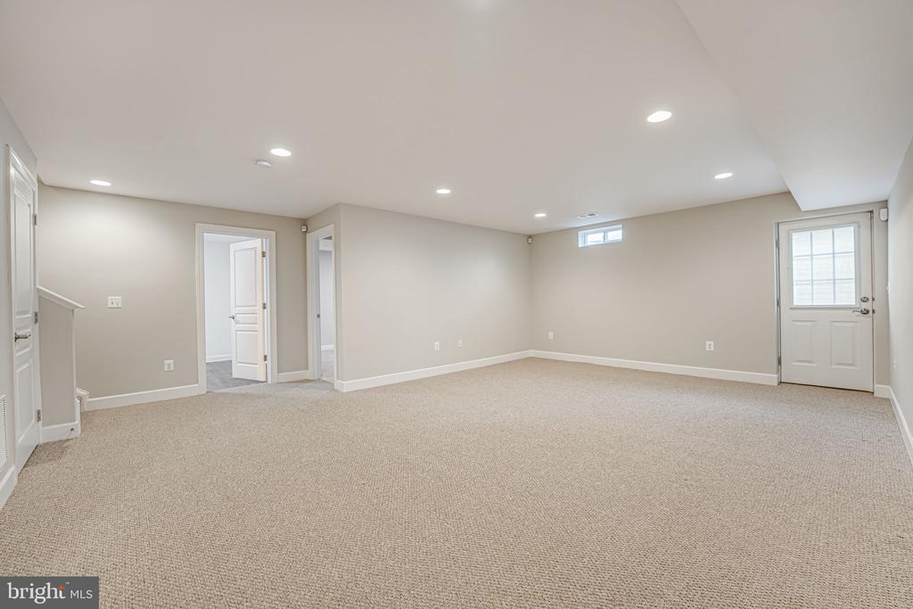 15279 Maribelle Pl