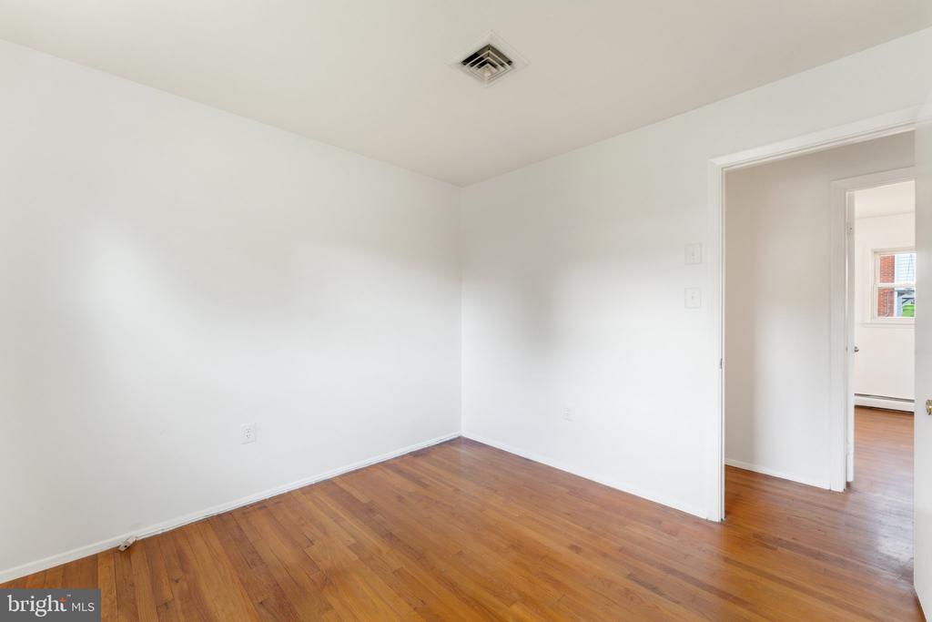 2013 Radford Dr