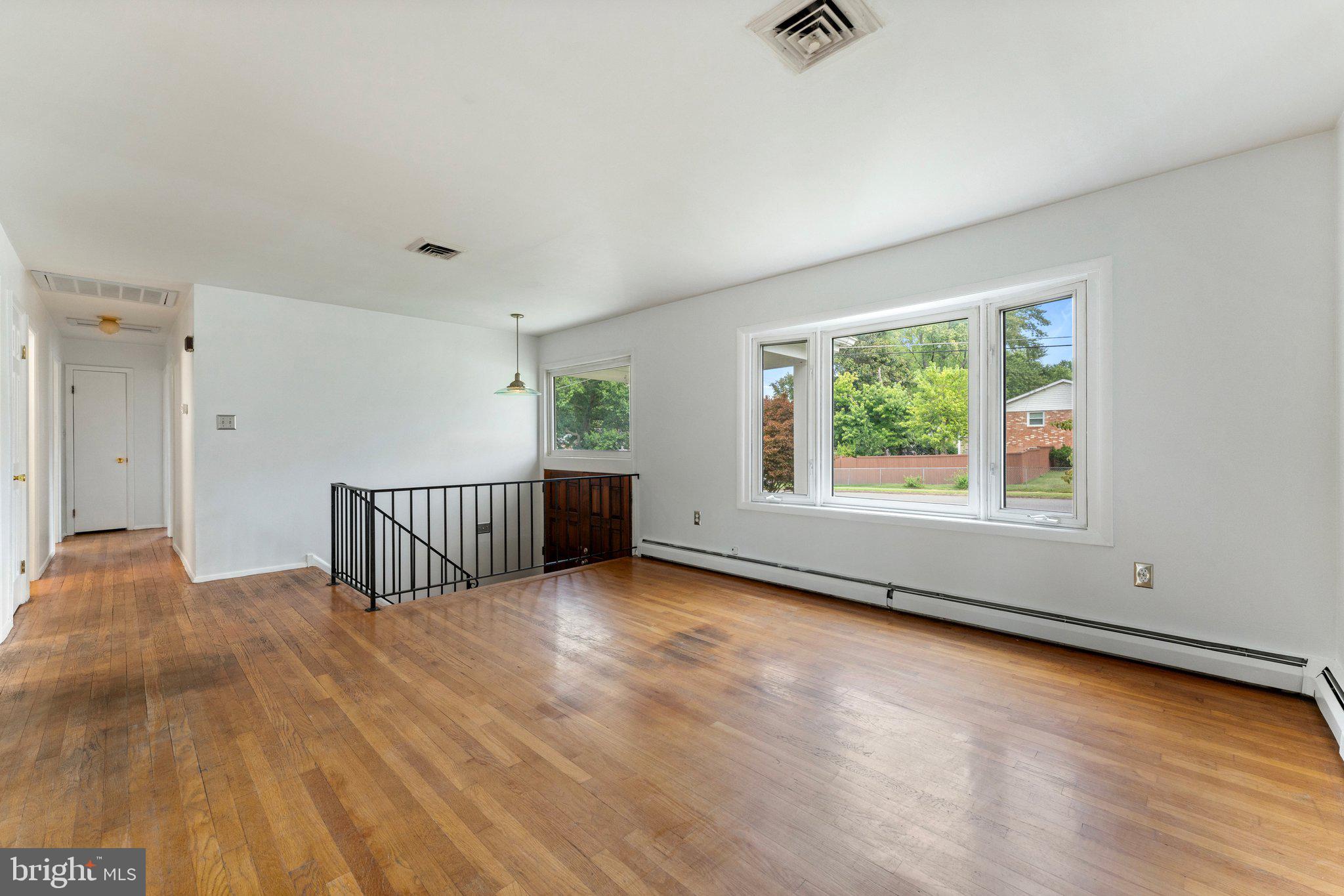 2013 Radford Dr