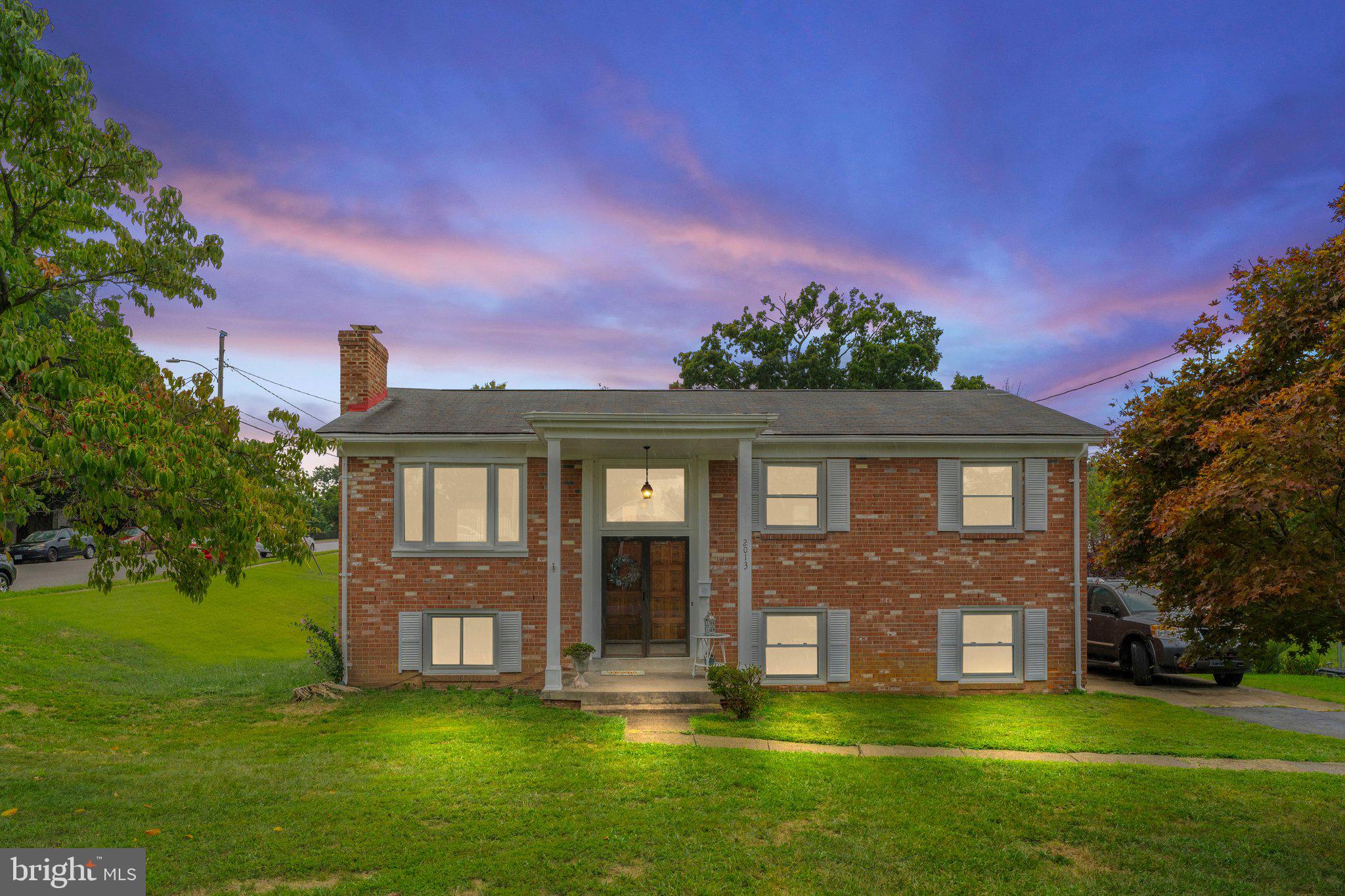2013 Radford Dr