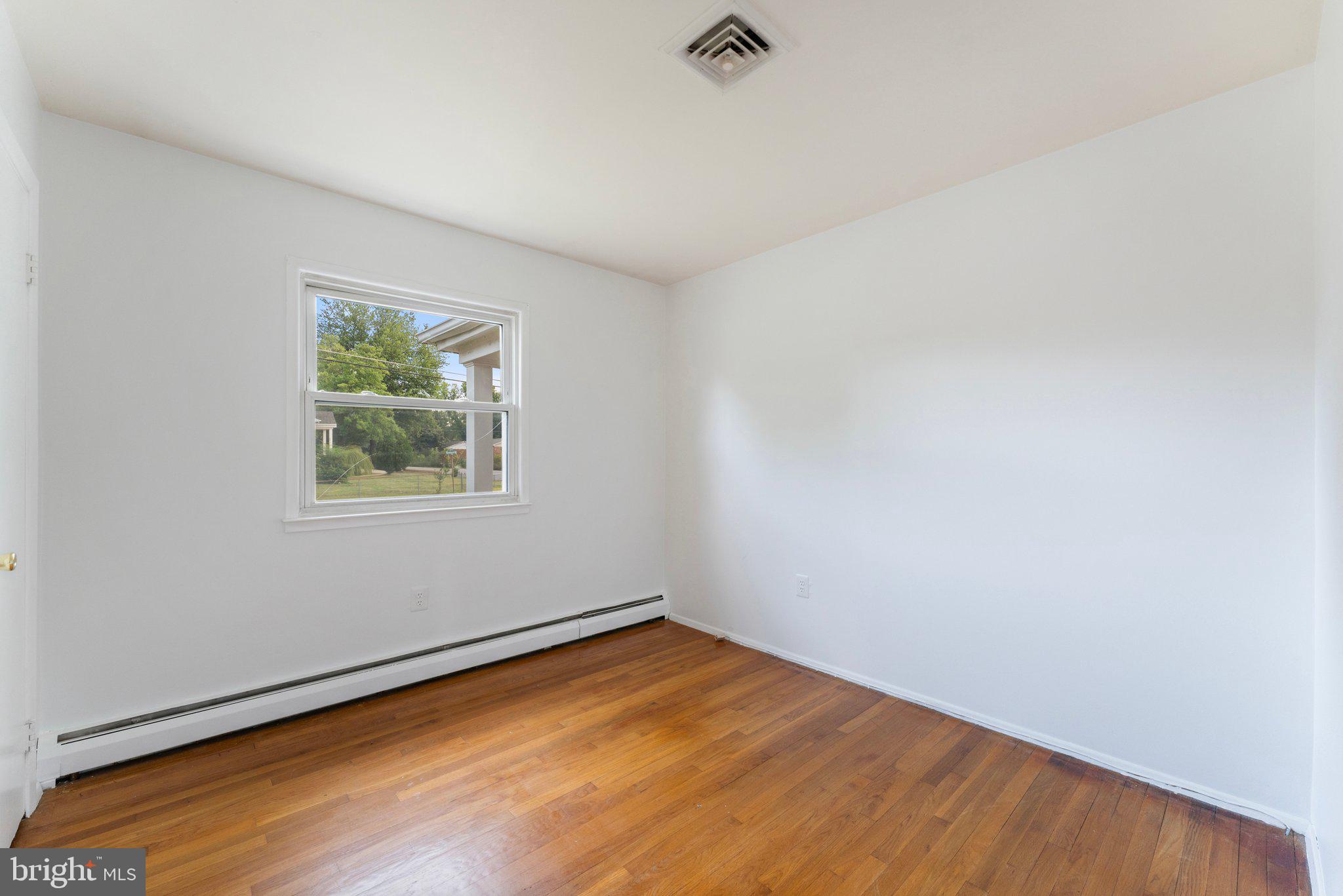 2013 Radford Dr