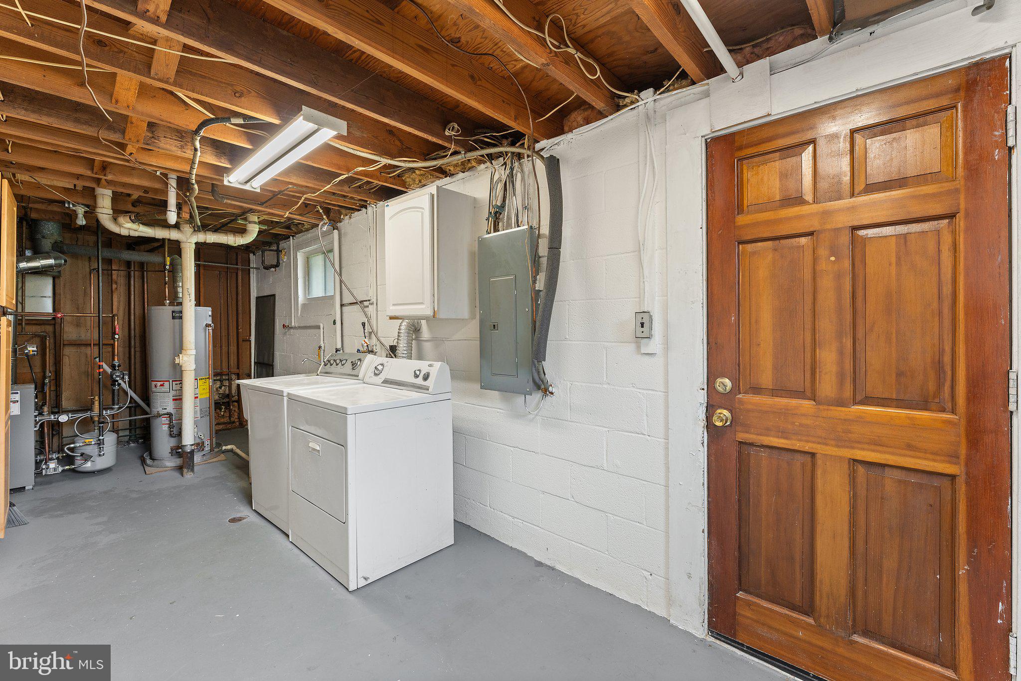 2013 Radford Dr