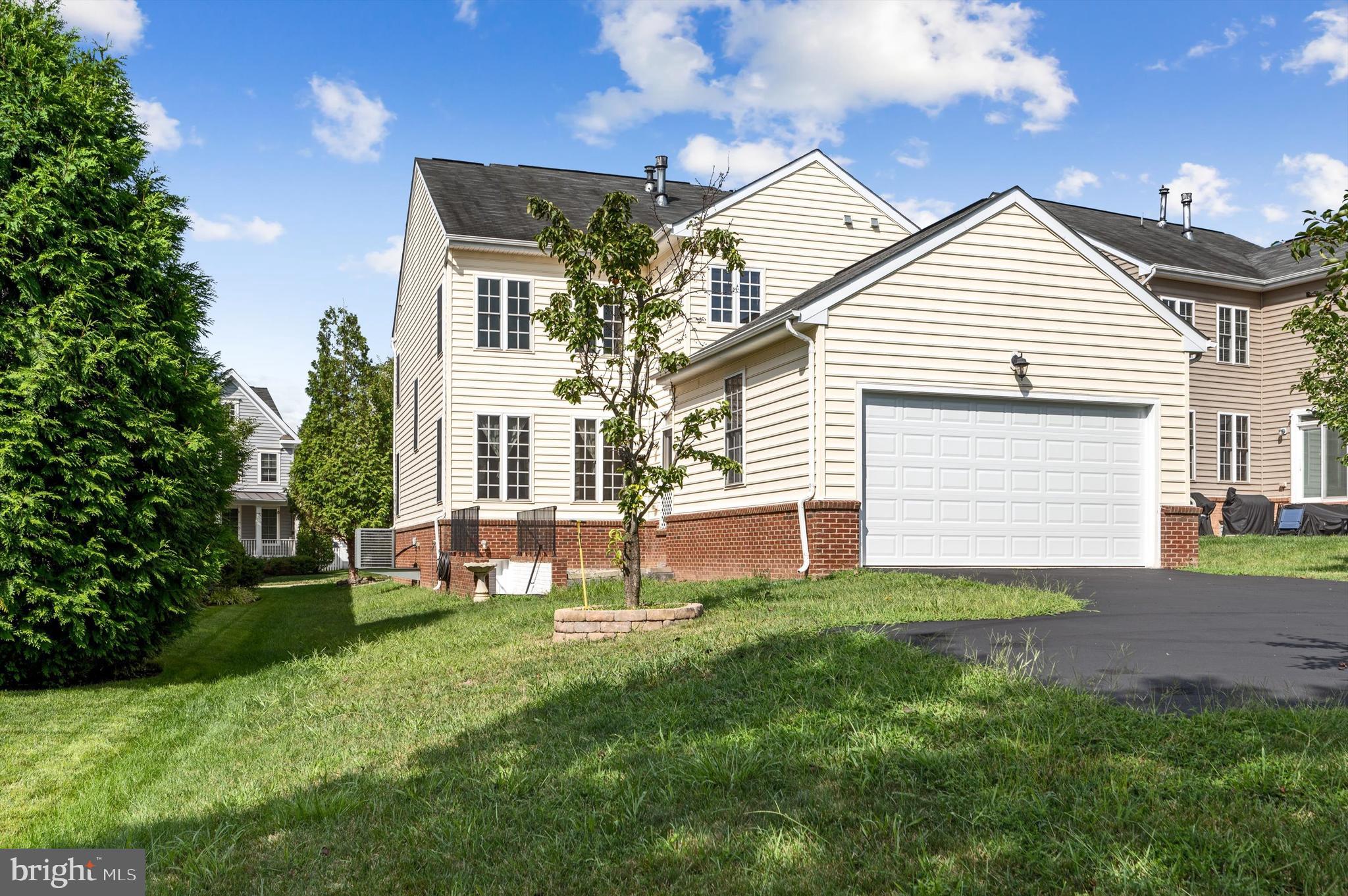 10741 JEB STUART CT