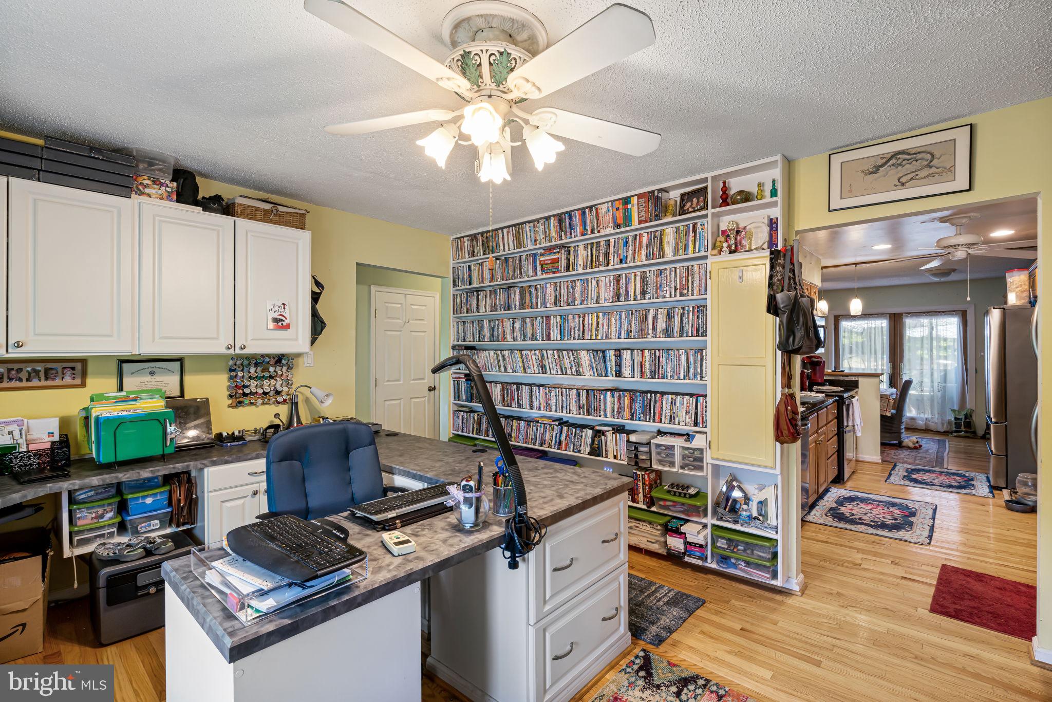 2402 Sagamore Ct