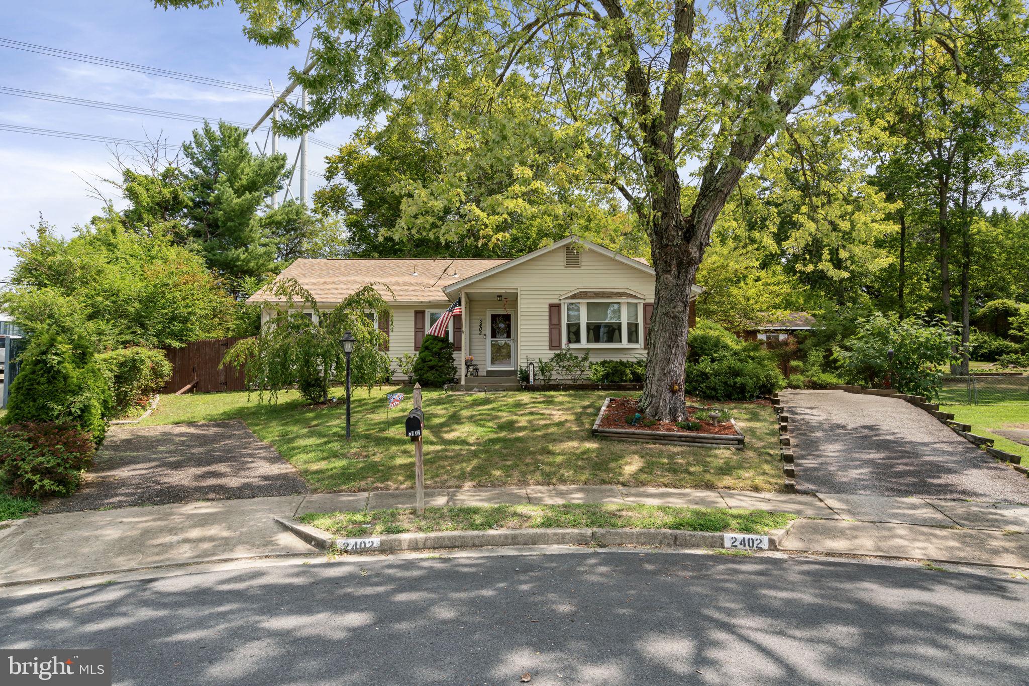 2402 Sagamore Ct