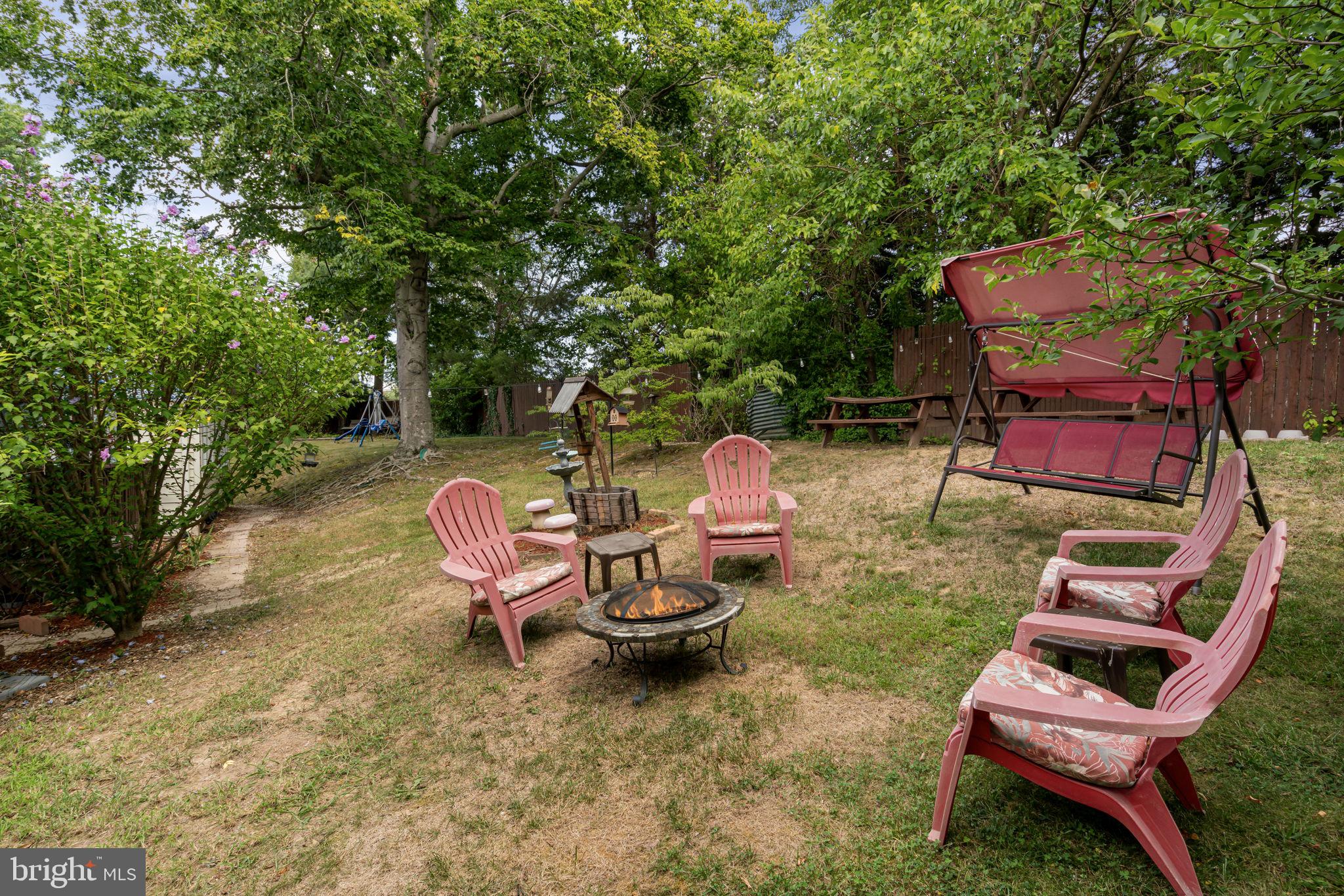 2402 Sagamore Ct