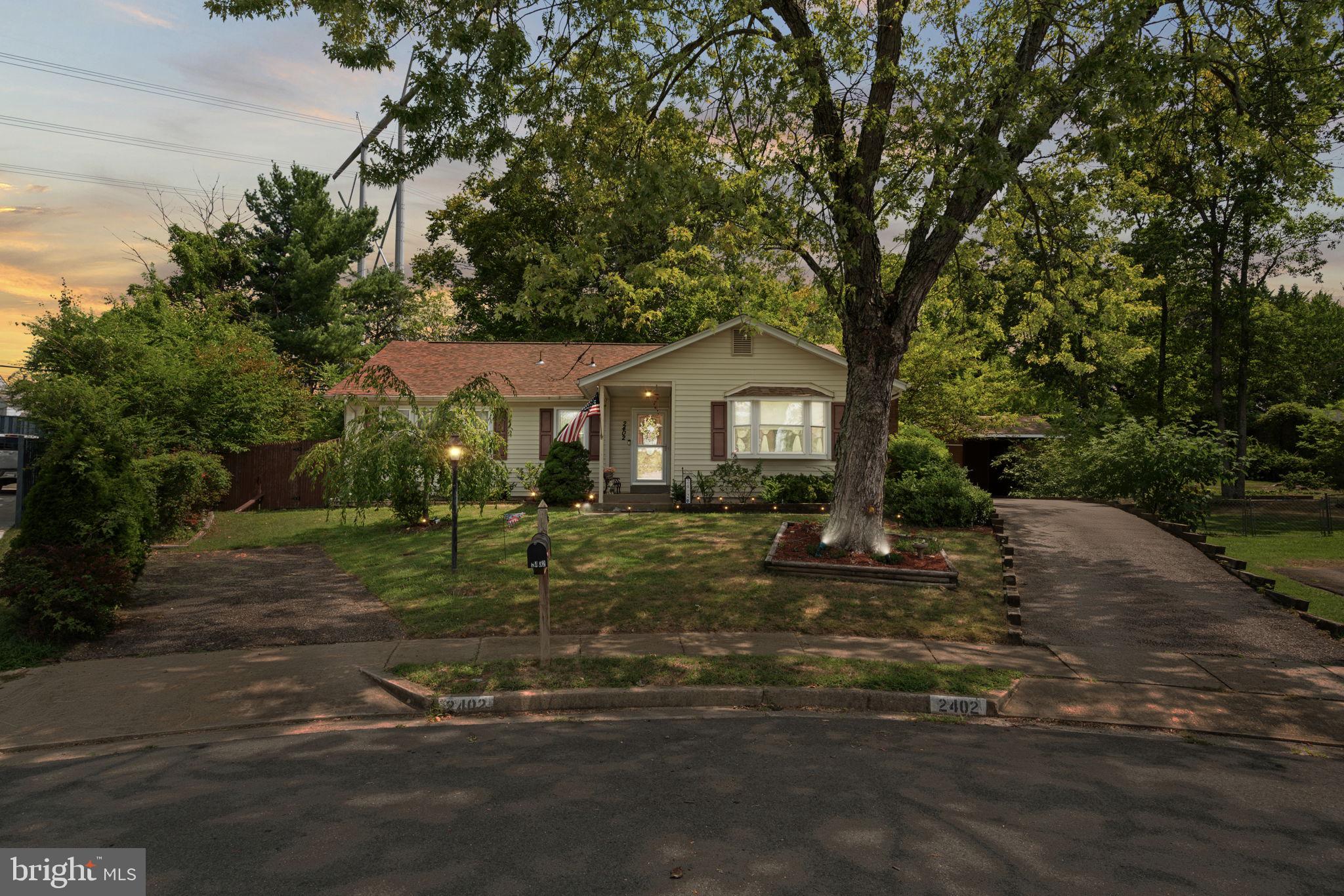 2402 Sagamore Ct