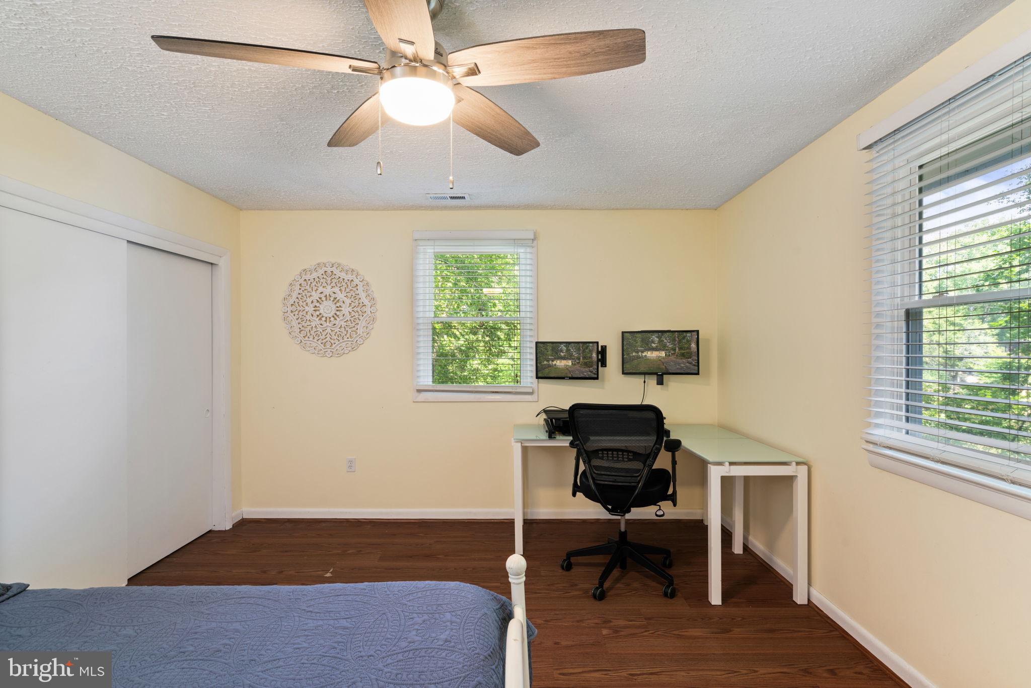 11571 Purse Dr