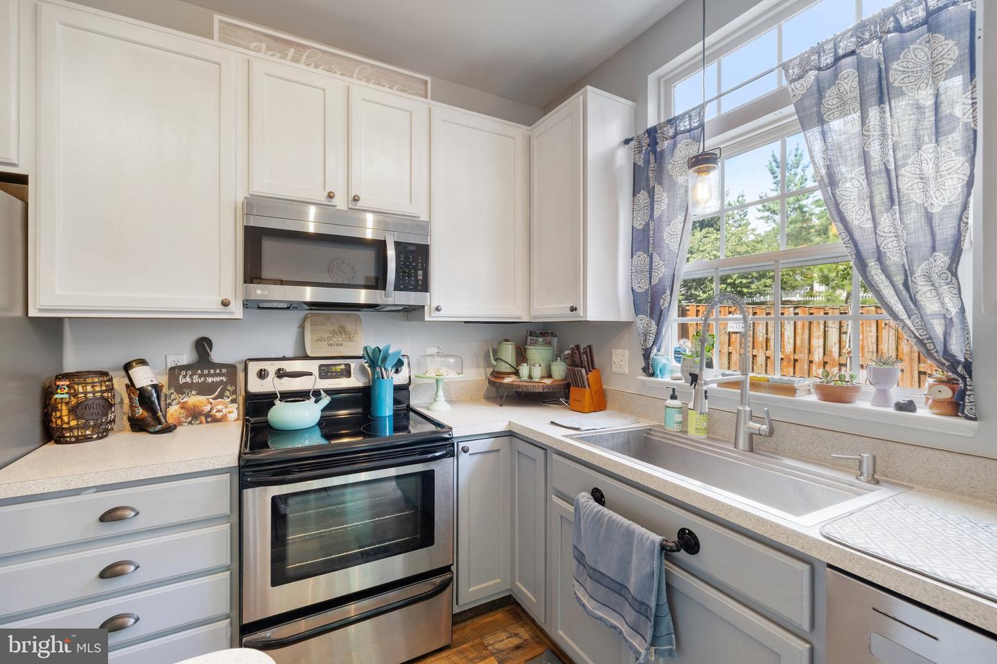 9751 Maitland Loop