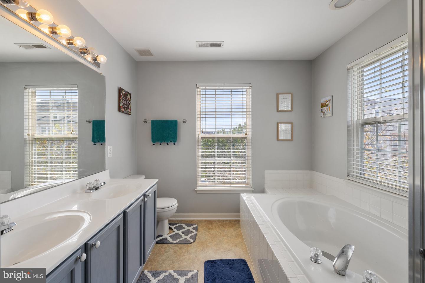 9751 Maitland Loop