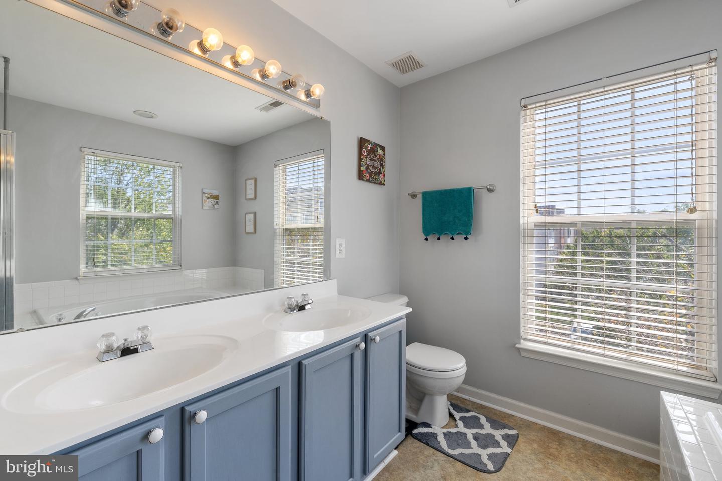 9751 Maitland Loop