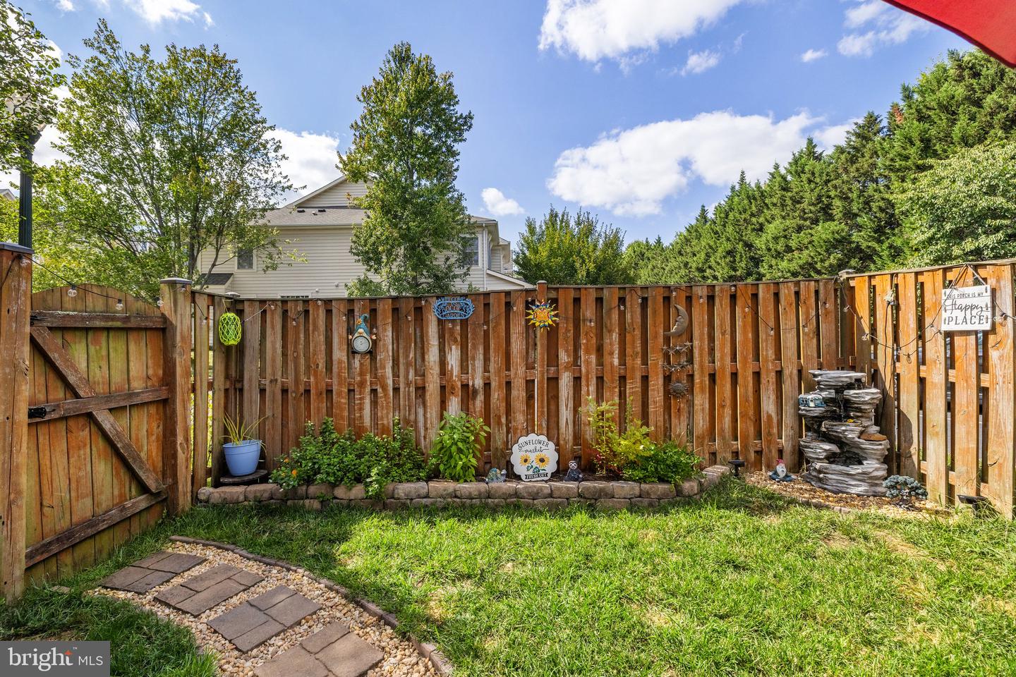 9751 Maitland Loop