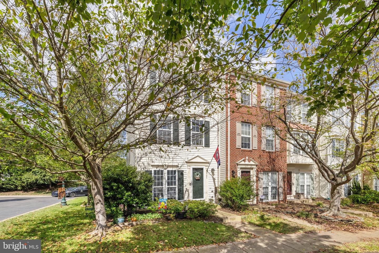 9751 Maitland Loop