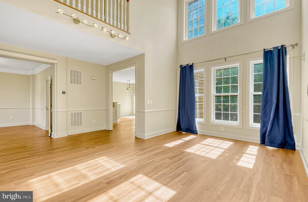 5755 AMELIA SPRINGS CIR