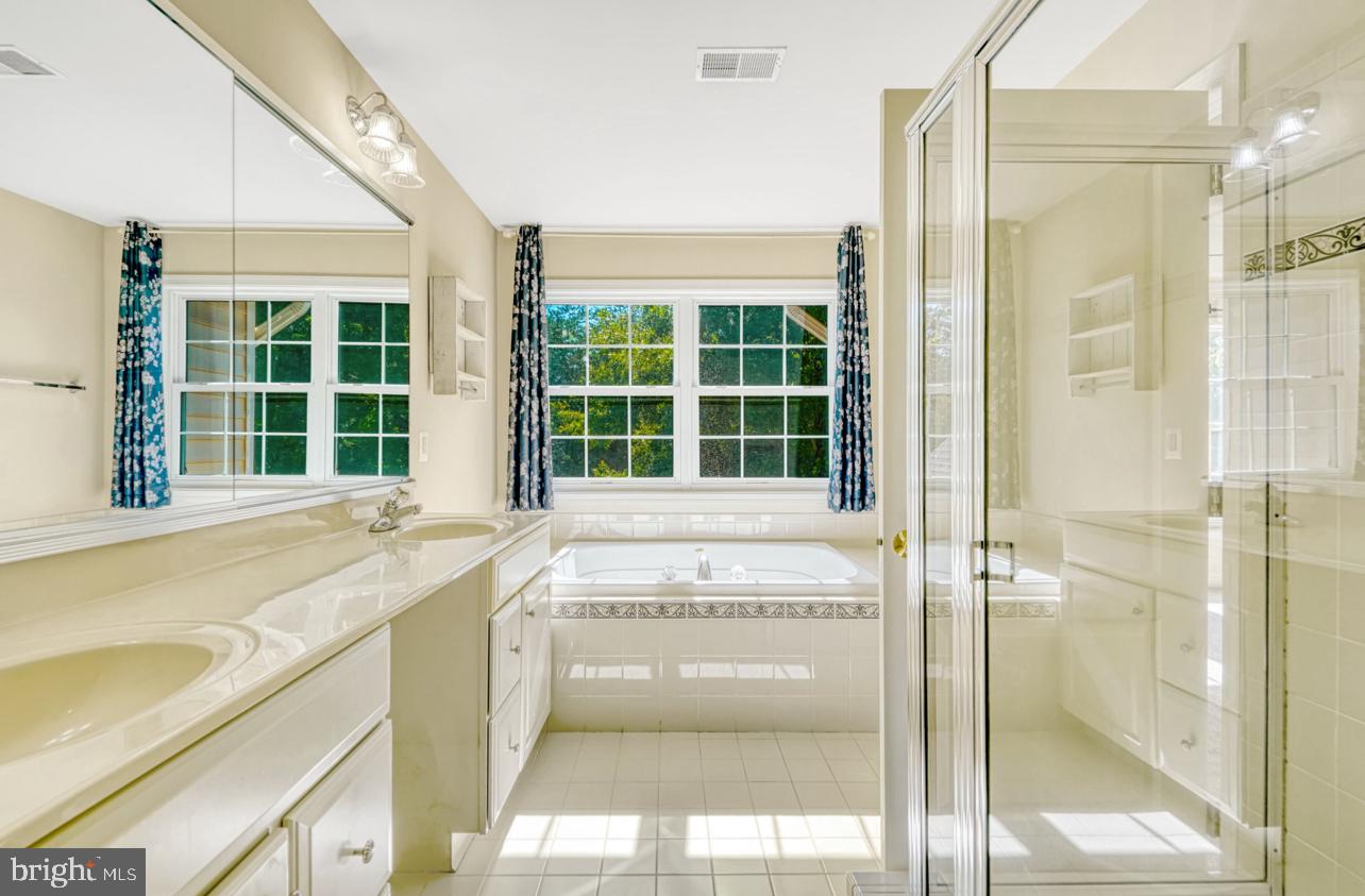 5755 AMELIA SPRINGS CIR