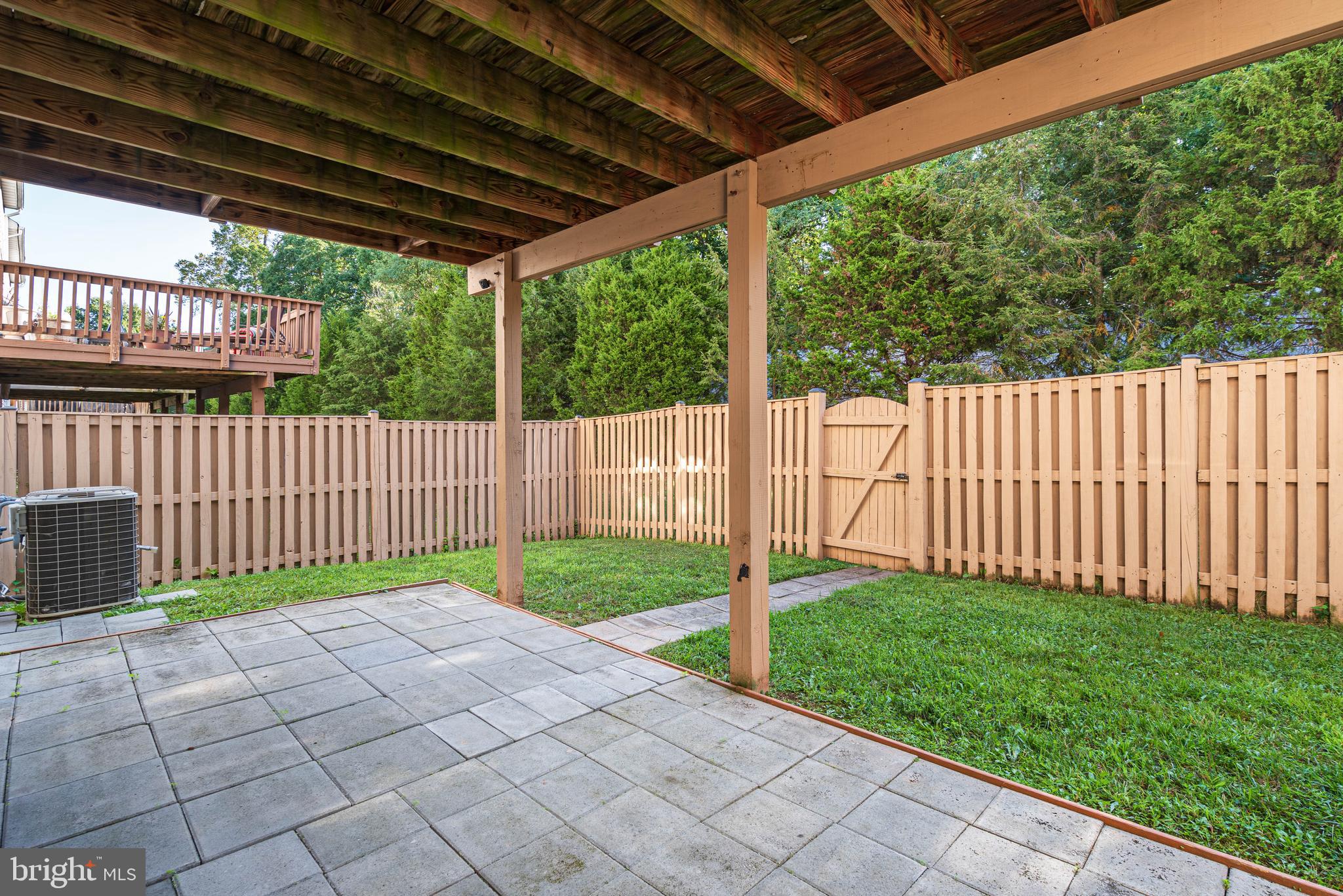 8243 Glade Bank Dr