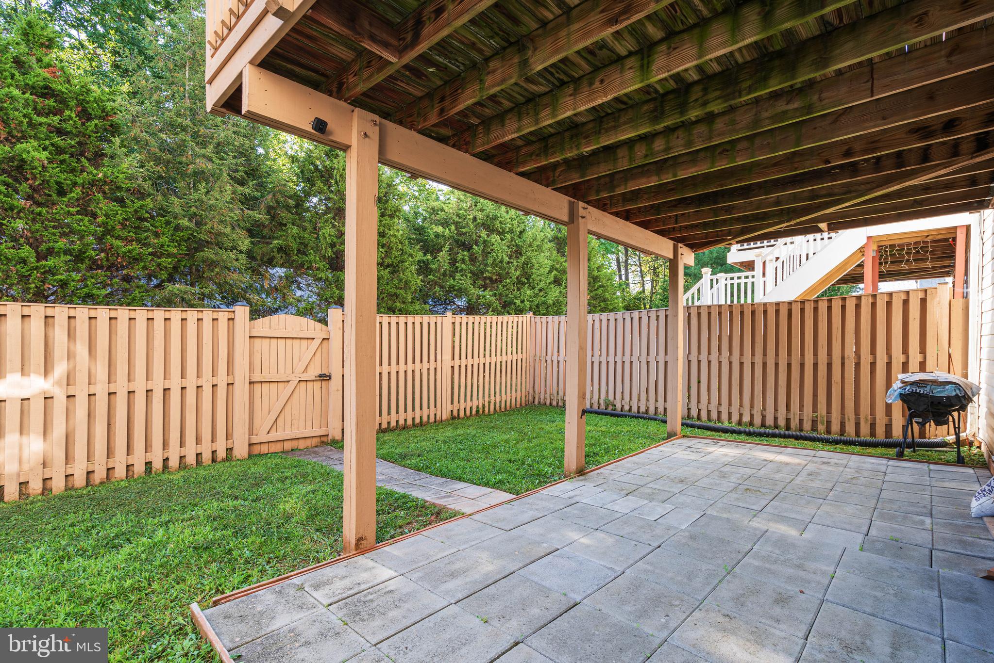 8243 Glade Bank Dr