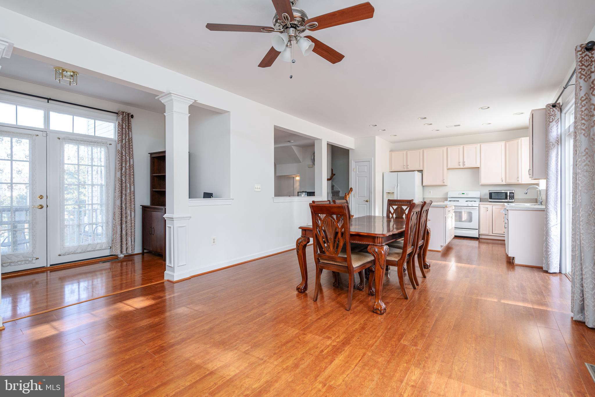 8243 Glade Bank Dr