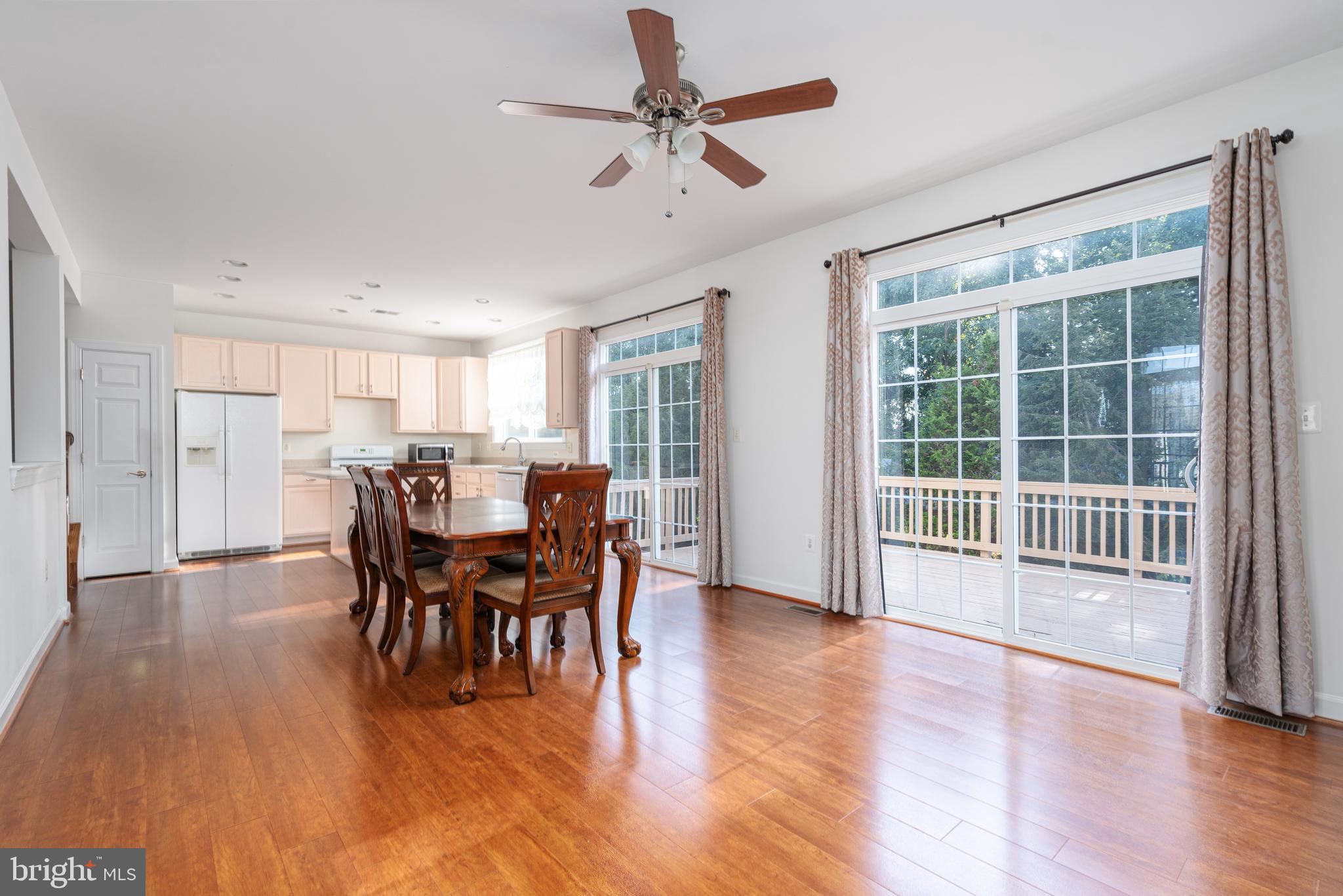 8243 Glade Bank Dr