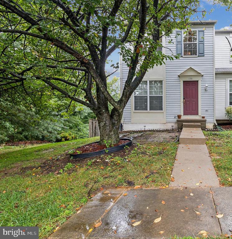 1761 ROCHELLE CT