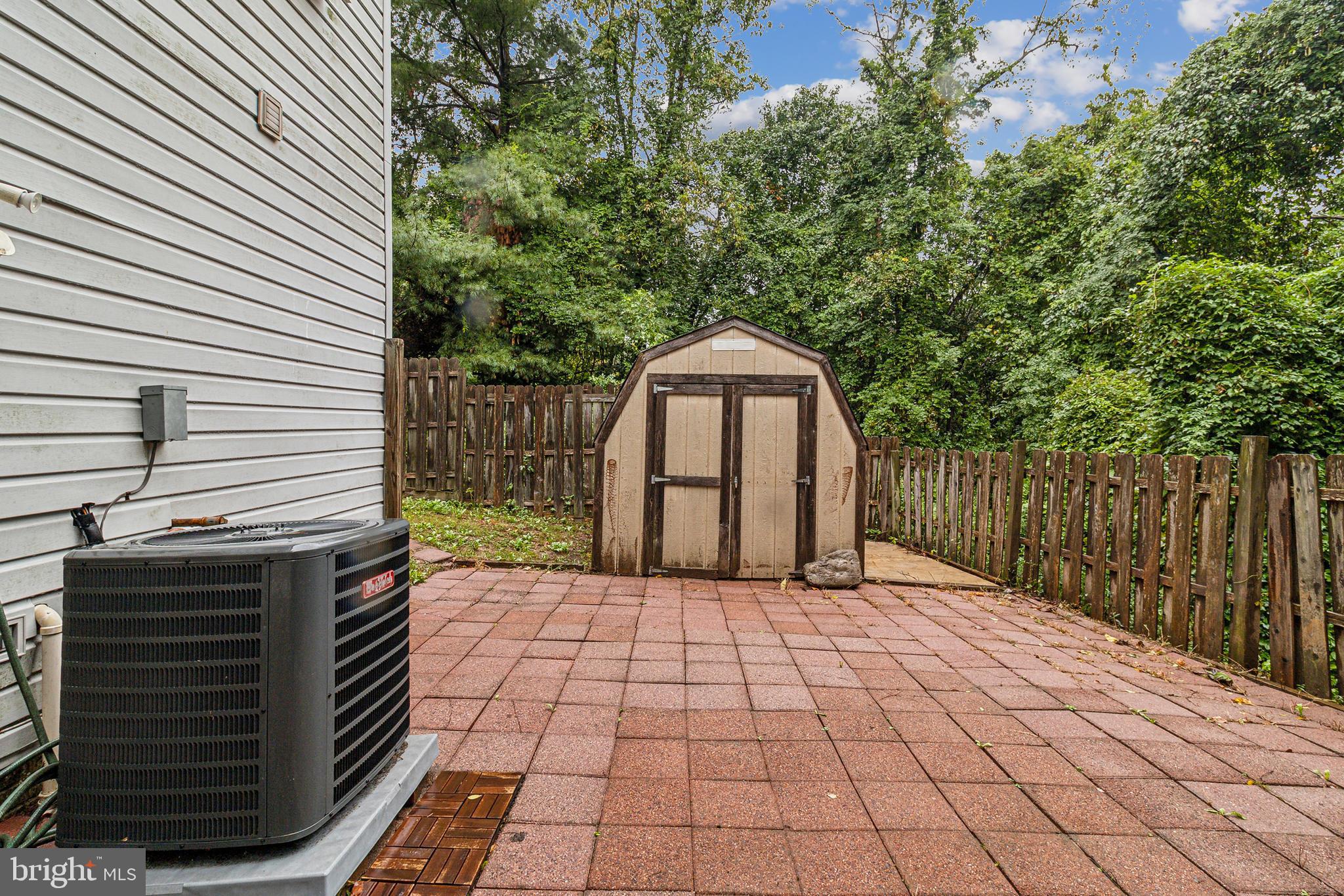 1761 ROCHELLE CT