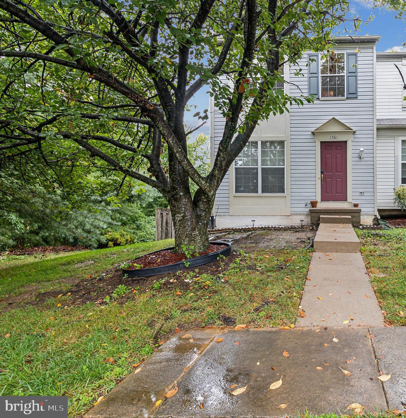 1761 ROCHELLE CT