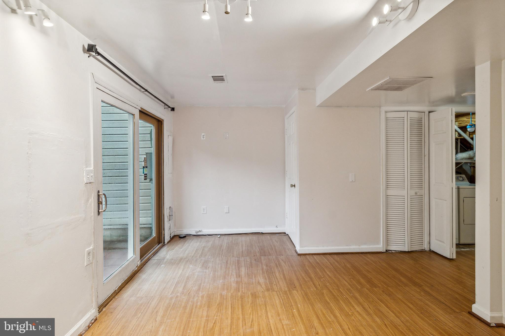 1761 ROCHELLE CT