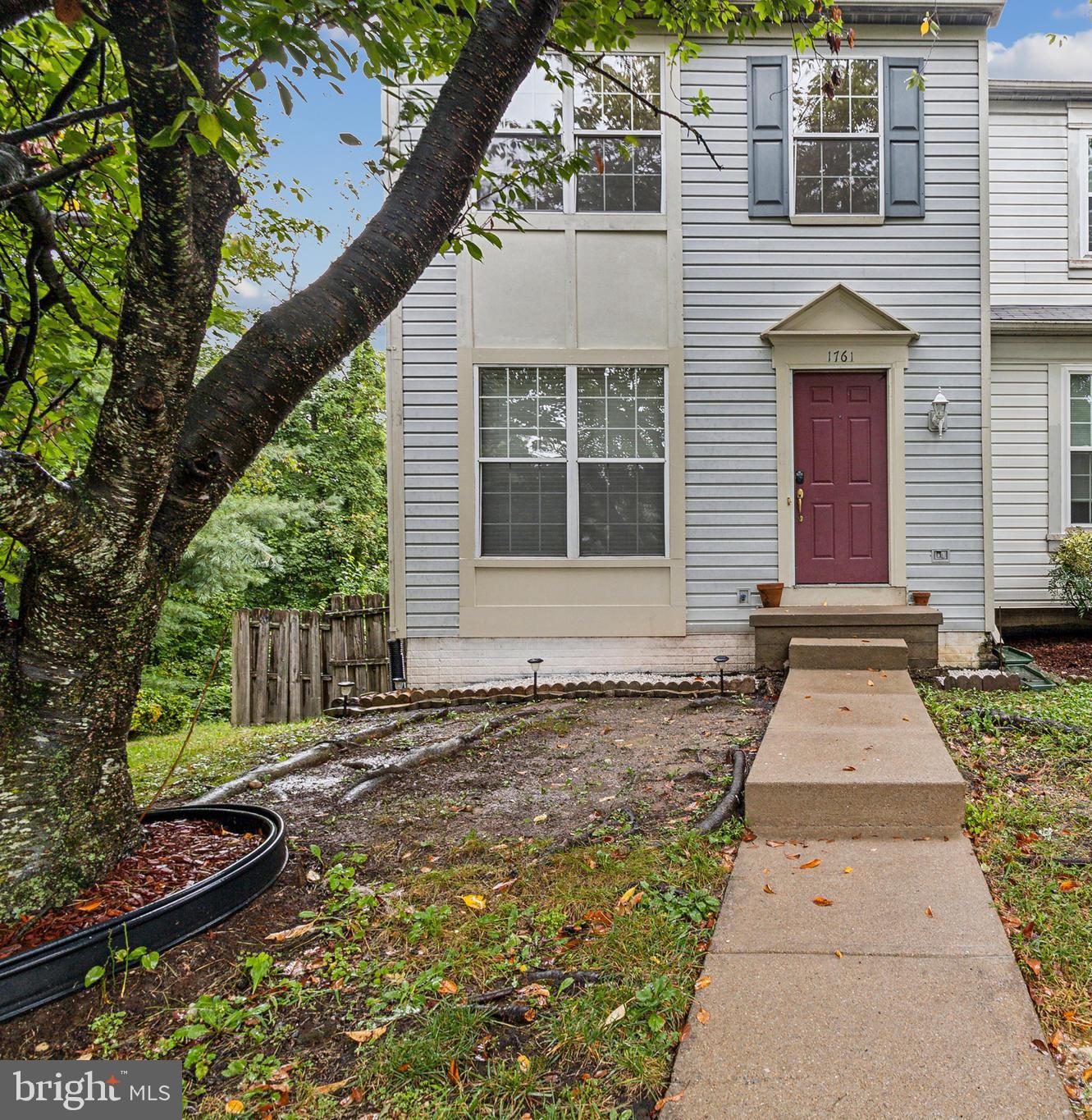 1761 ROCHELLE CT