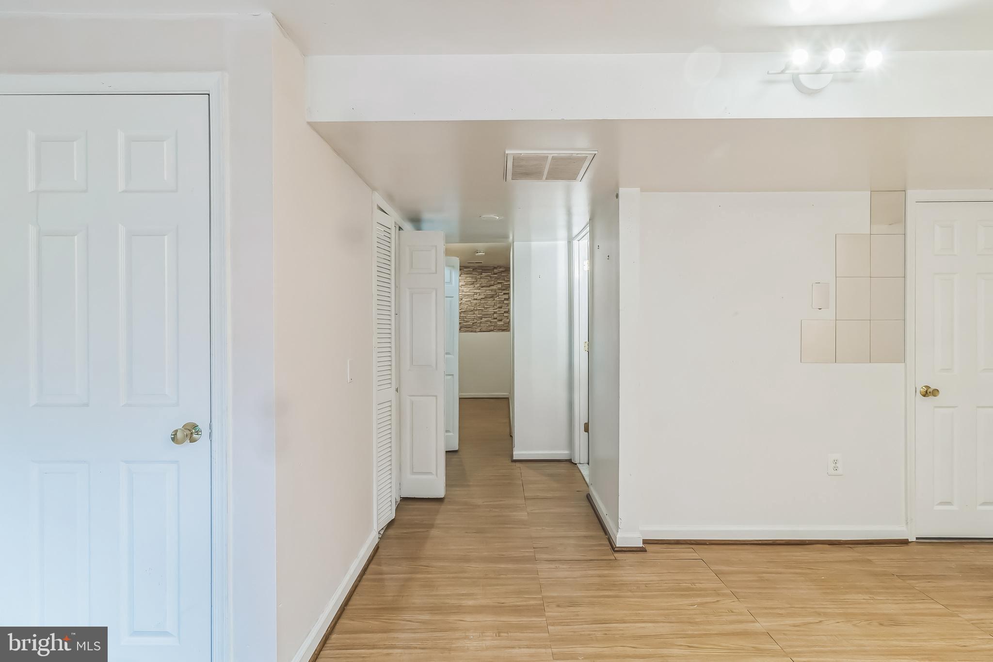 1761 ROCHELLE CT