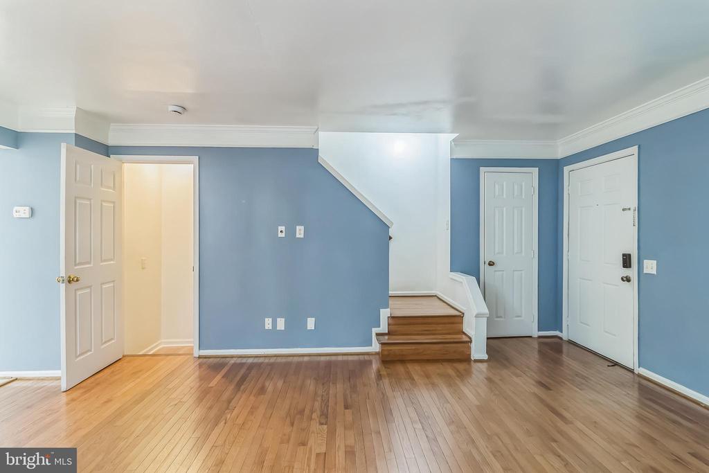 1761 ROCHELLE CT