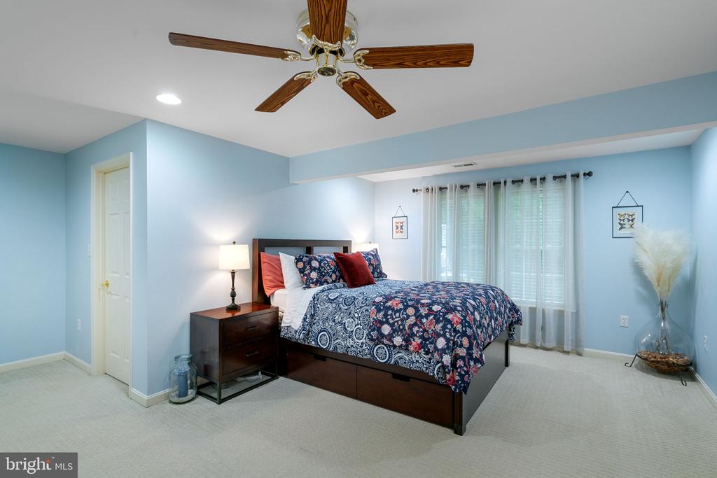 11910 Rocky Brooke Ct
