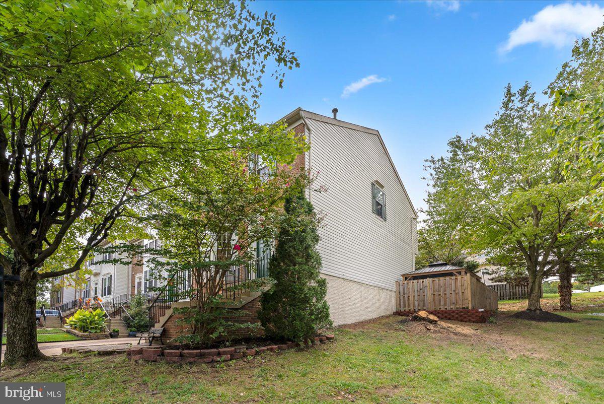 2565 Grayton Ln