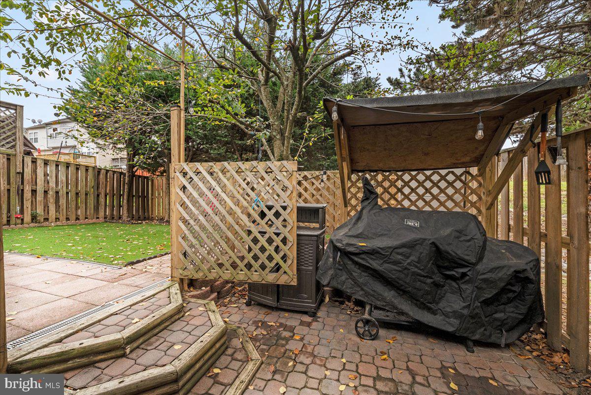 2565 Grayton Ln