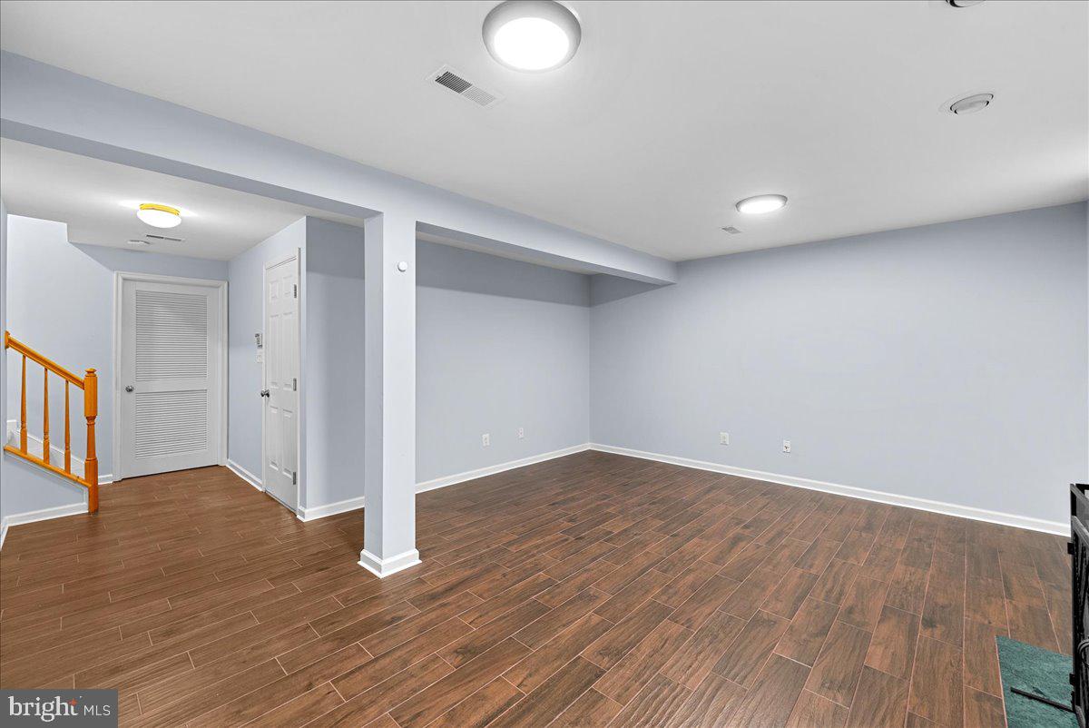 2565 Grayton Ln