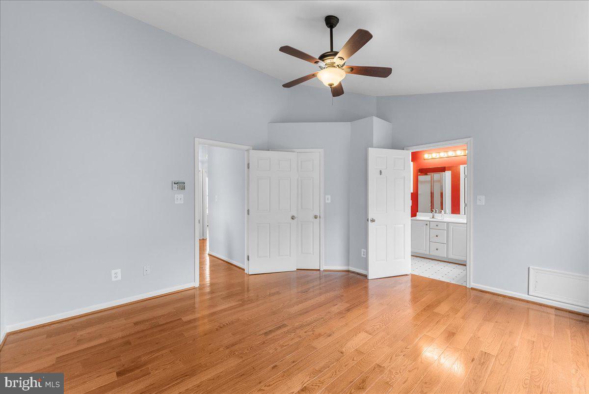 2565 Grayton Ln